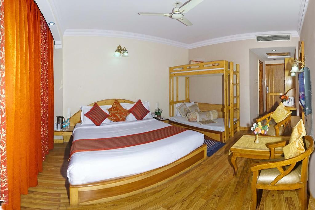Hotel Landmark Shimla Ngoại thất bức ảnh